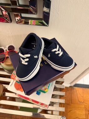 🆕 Polo Ralph Lauren Navy Canvas Kids Sneakers with White Accents Size 5.5 NWOT
